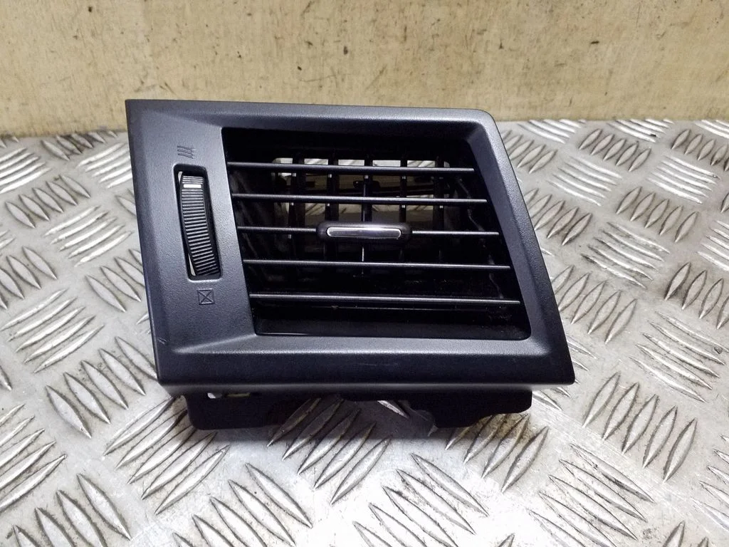 Sānu gaisa restītes – Subaru Outback (2009-2014)
