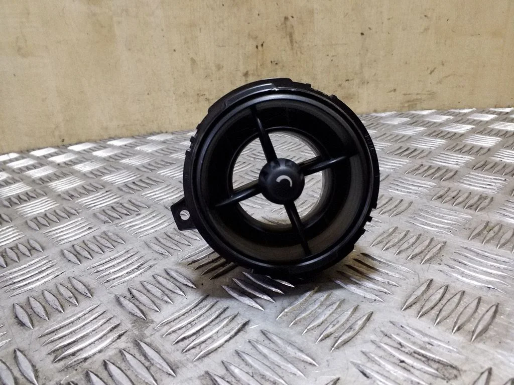 Boczne kratki nawiewu 121090210 – Mini Cooper Countryman R60 (2011-2016)