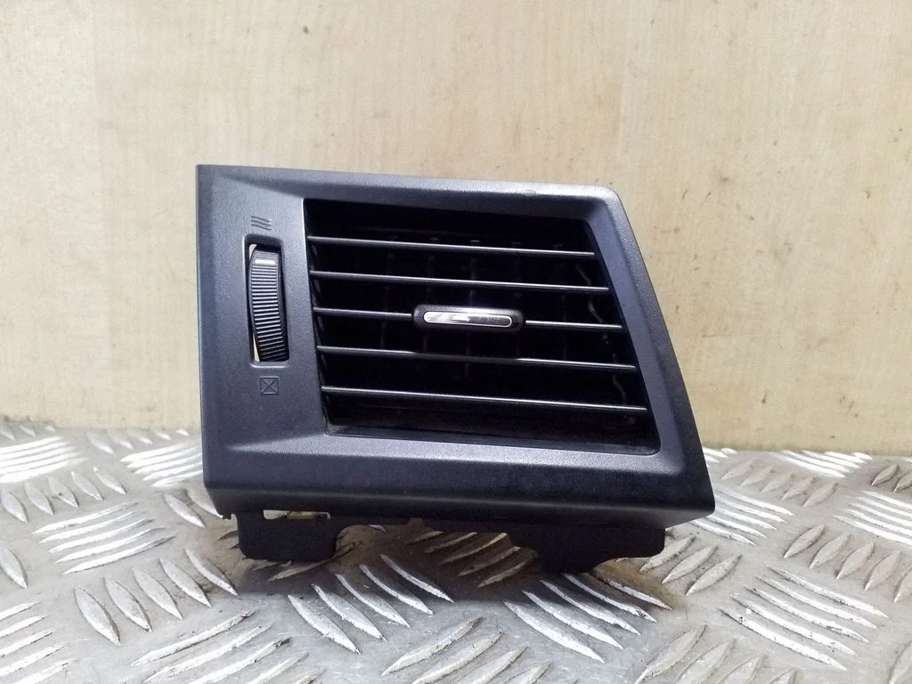 Sānu gaisa restītes – Subaru Outback (2009-2014)