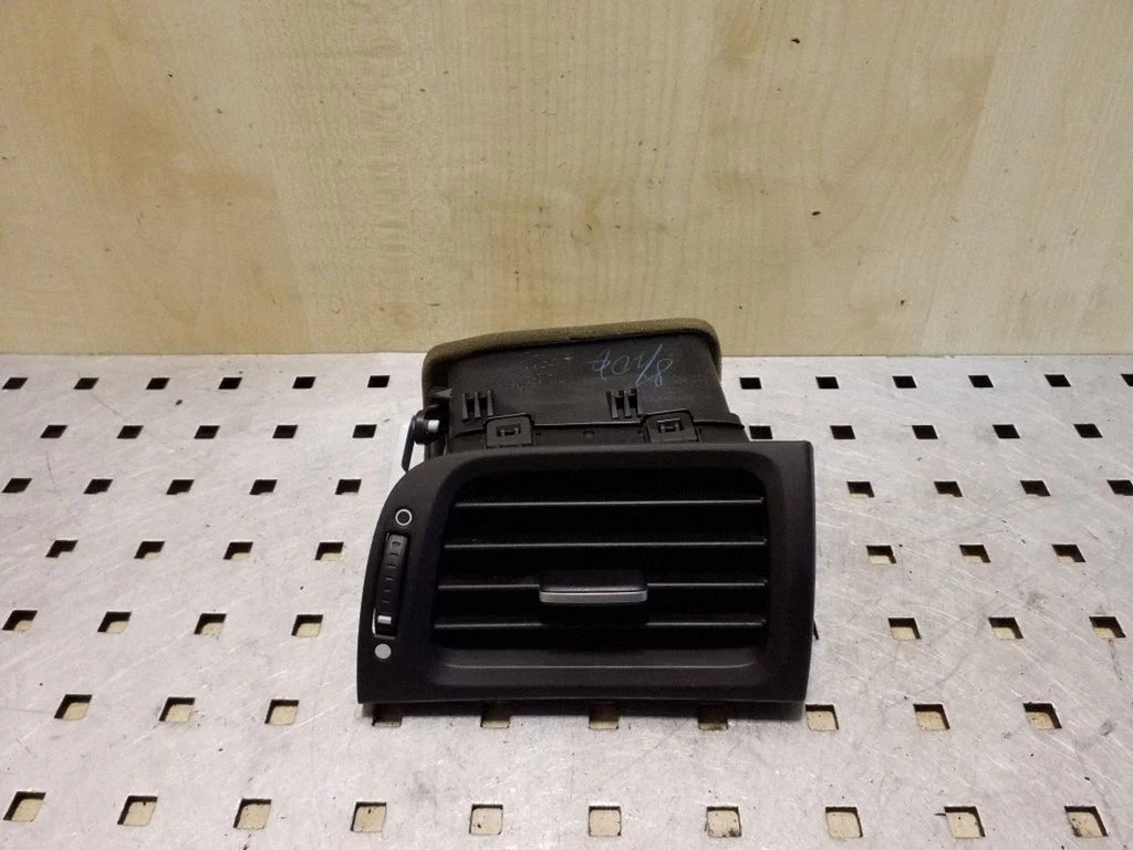 Dashboard side air vent grill/cover trim – Honda Accord (2008-2016)
