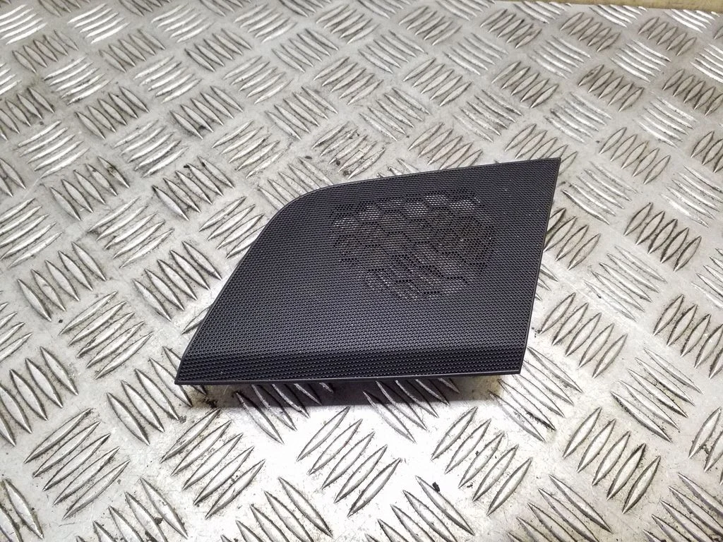 Maskownica głośnika bocznego 8T0857227