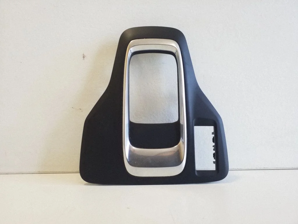 Pārnesumu pārslēga sviras apdare (plastmasas) 9834208280