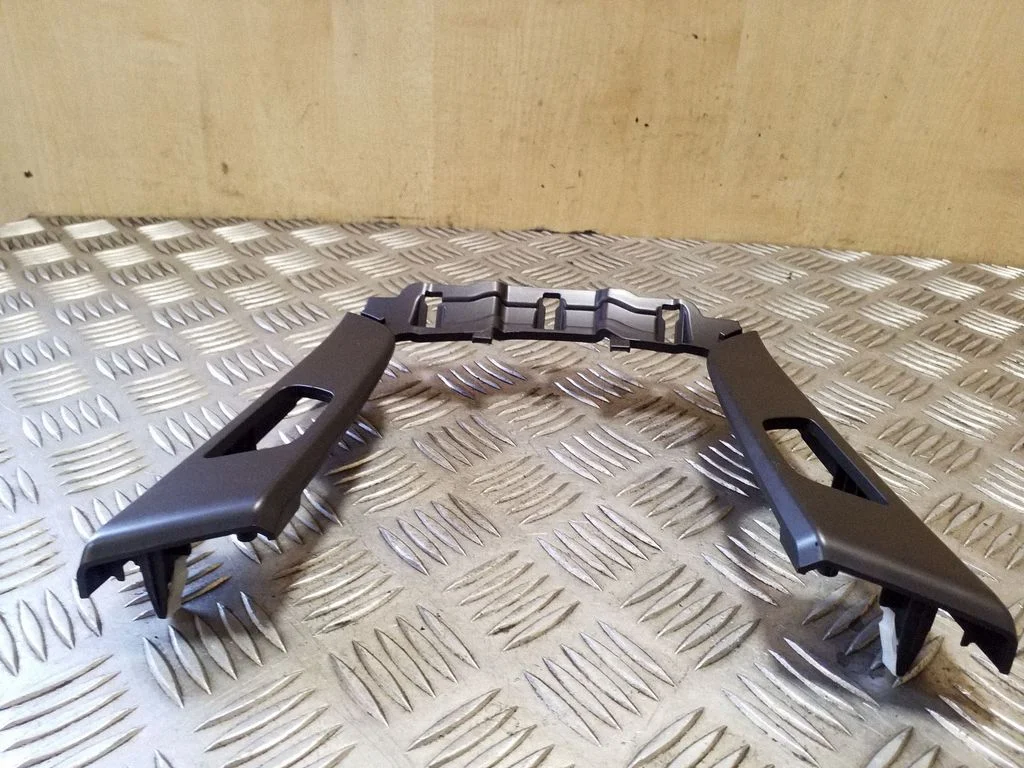 Gear shifter surround trim plastic