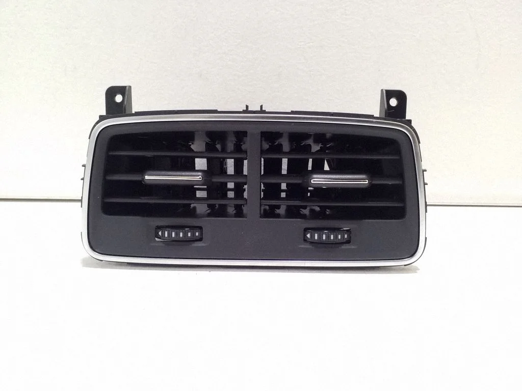 Rear air vent grill 4K0819203
