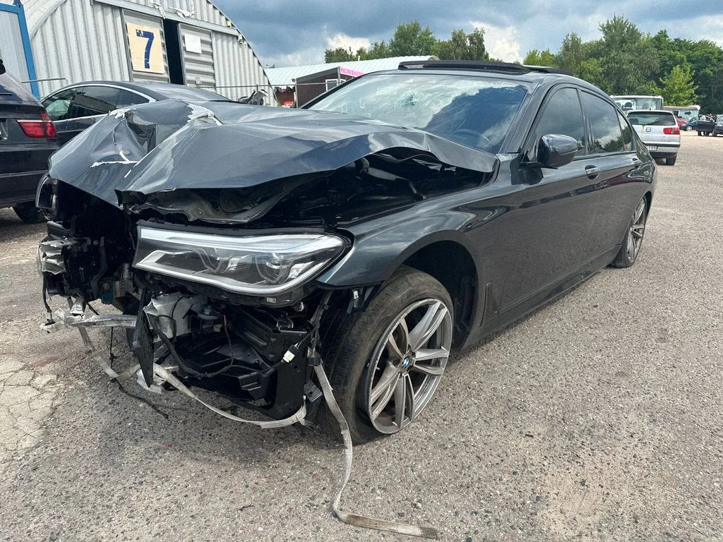 BMW Series 7