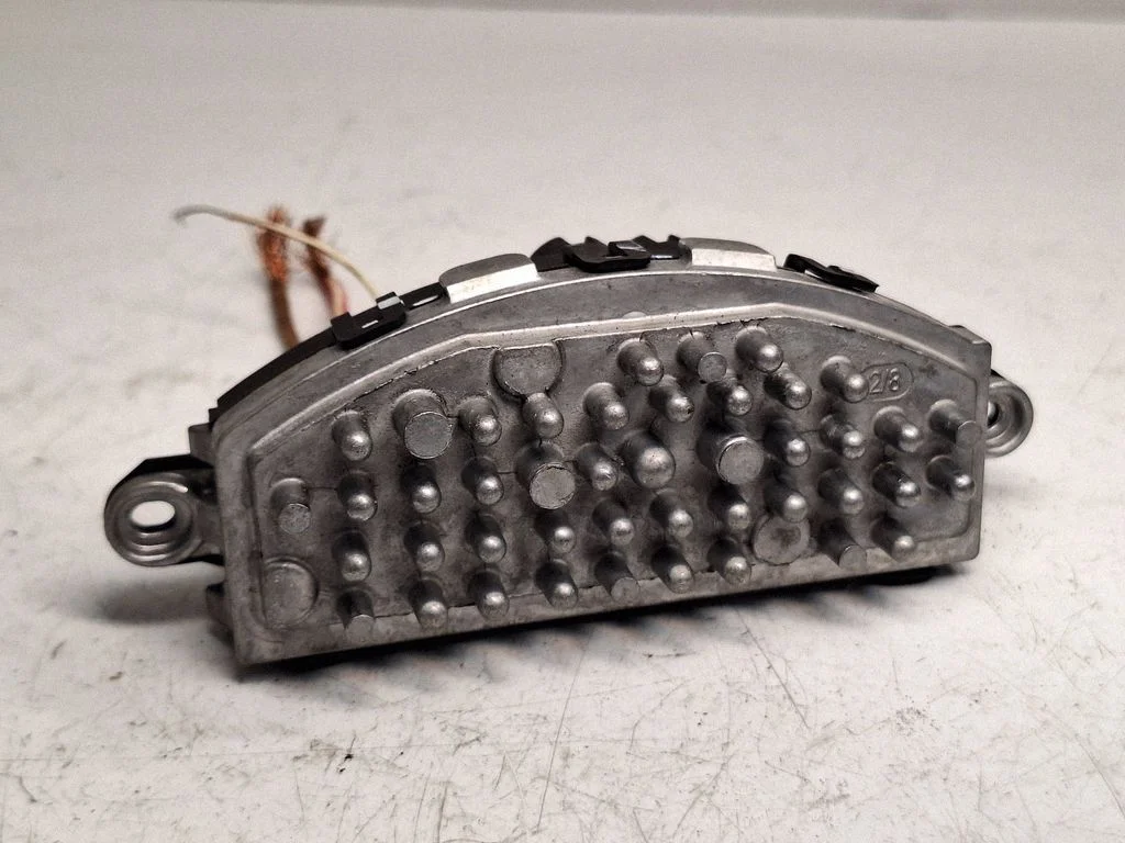 Heater blower motor/fan resistor 9276112