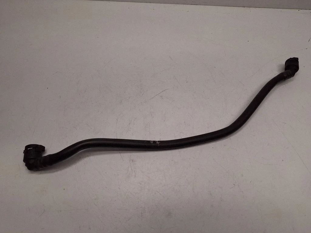 Engine coolant pipe/hose 8651298