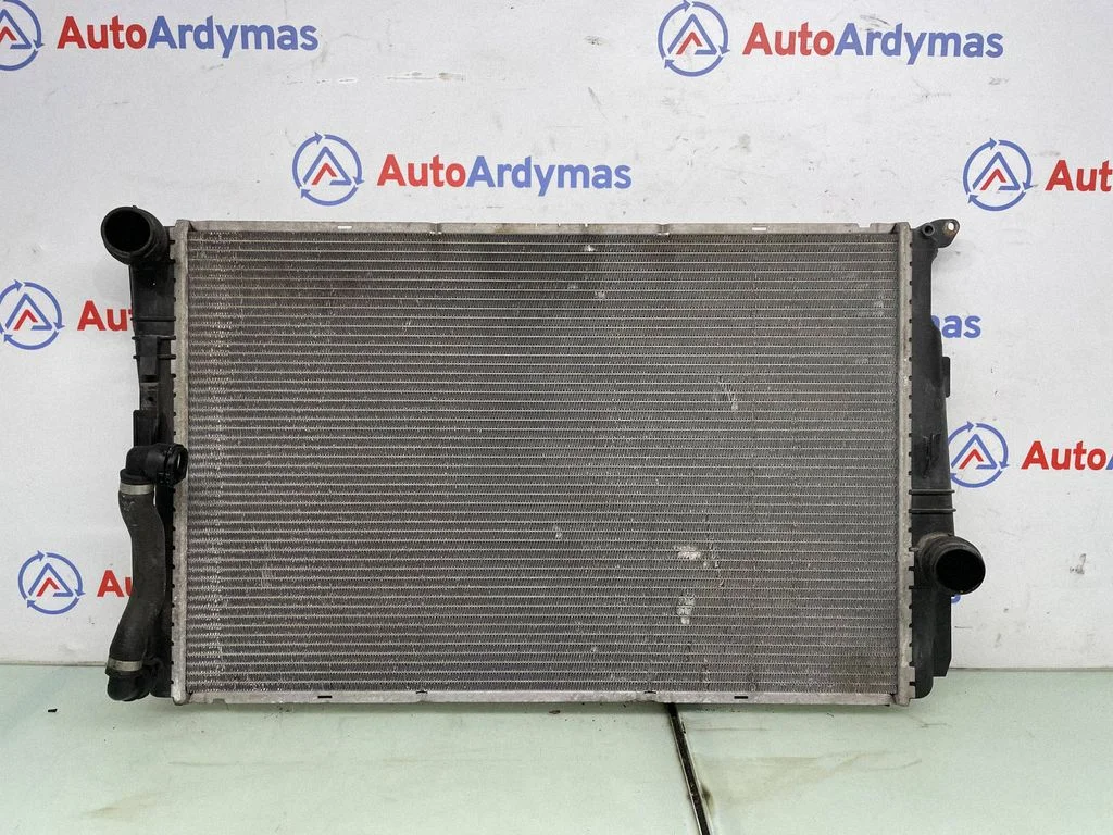 Coolant radiator 7823568