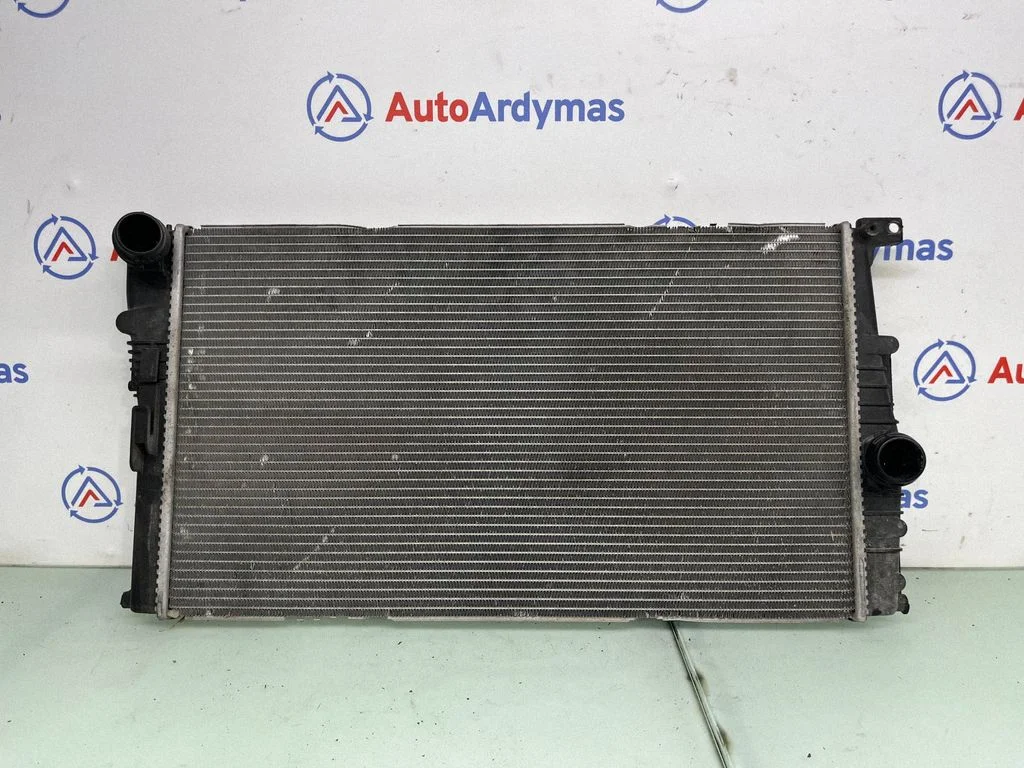 Coolant radiator 8672107