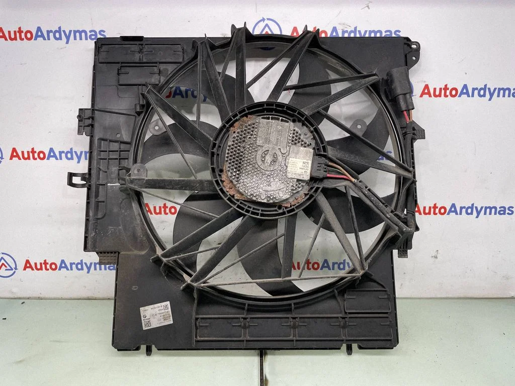 Electric radiator cooling fan 7560877