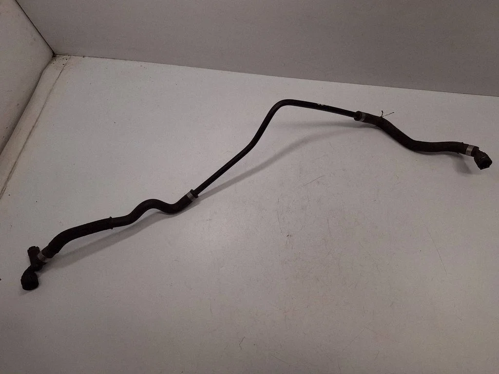 Coolant pipe/hose 8741780