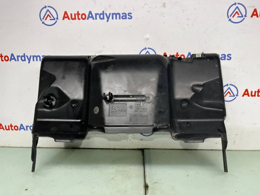 Õhuvõtukanali osa (-d) 7255143 – BMW i3 (2013-)