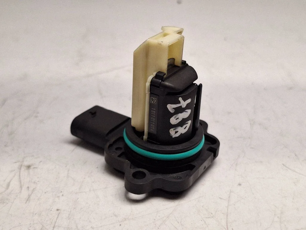 Mass air flow meter 13627593624