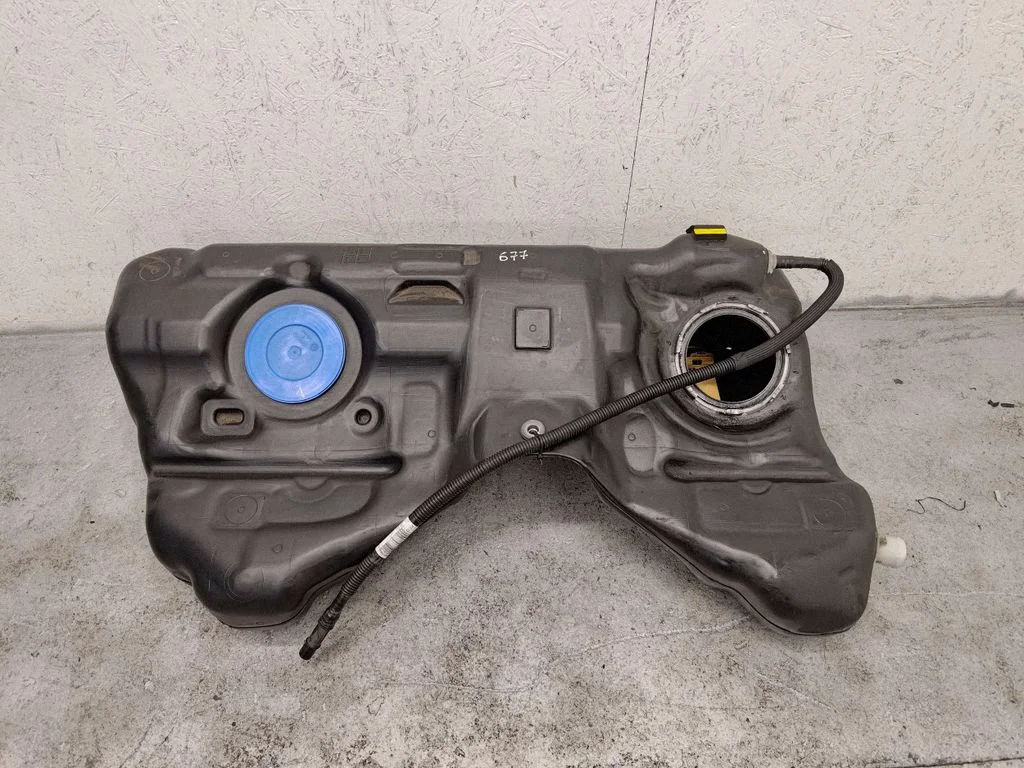 Fuel tank 7465279