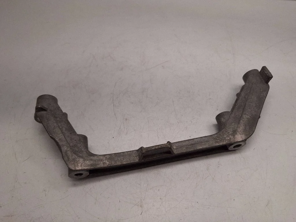 Mootori kinnituskronstein 7626107 – BMW i3 (2013-)