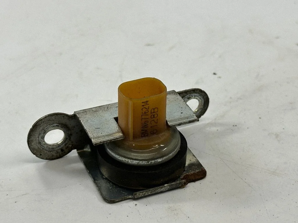 Acceleration sensor 6776214