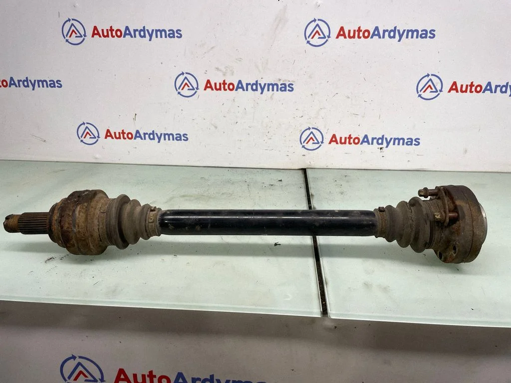 Rear driveshaft – BMW 5 Series E60 E61 (2004-2010)