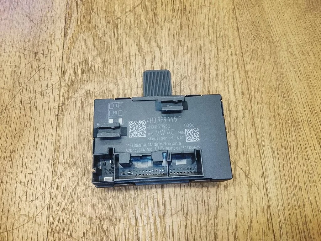 Durų elektronikos valdymo blokas