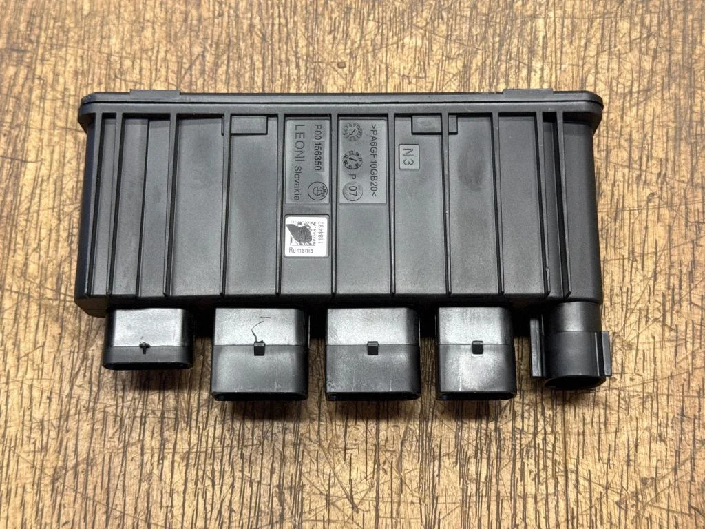 Other control units/modules 18576710