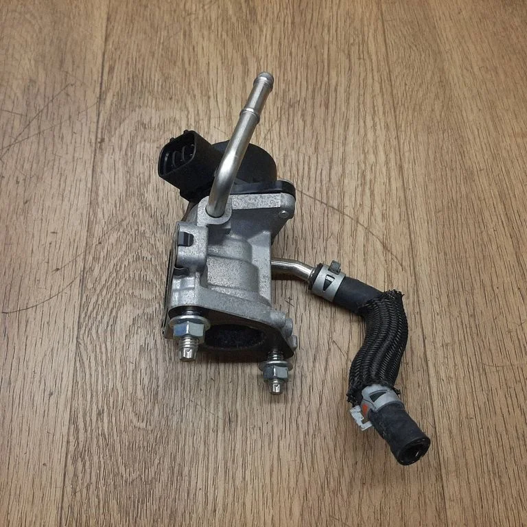 EGR valve – Lexus RX 450H (2016-)