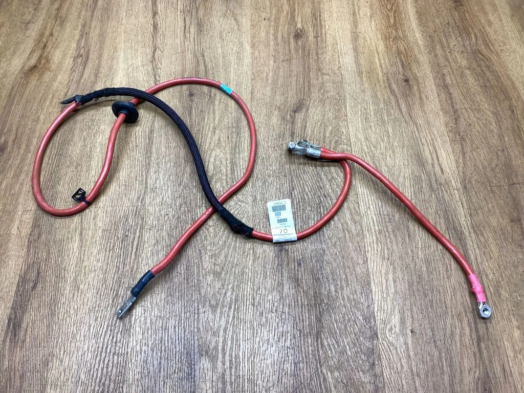 Positive cable (battery) A1664404337