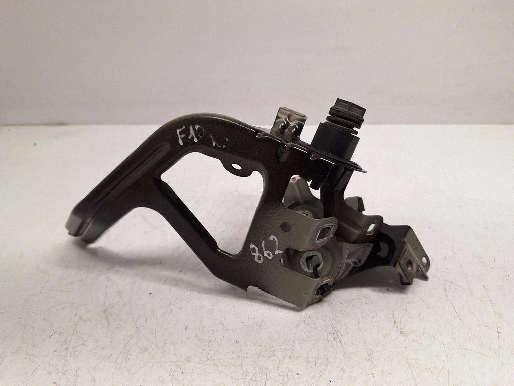Fender mounting bracket 41357207209