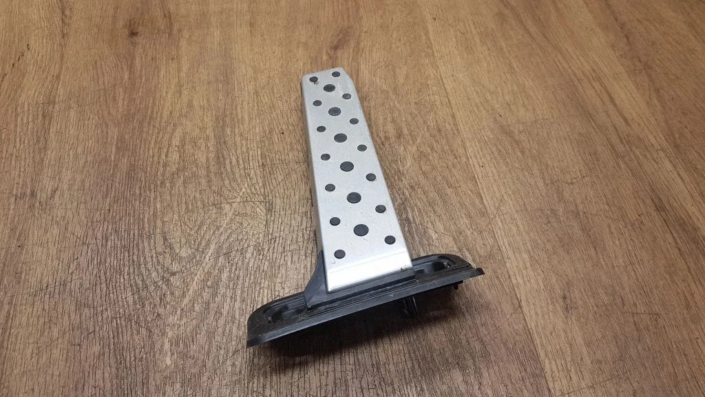 Accelerator throttle pedal 7810148050