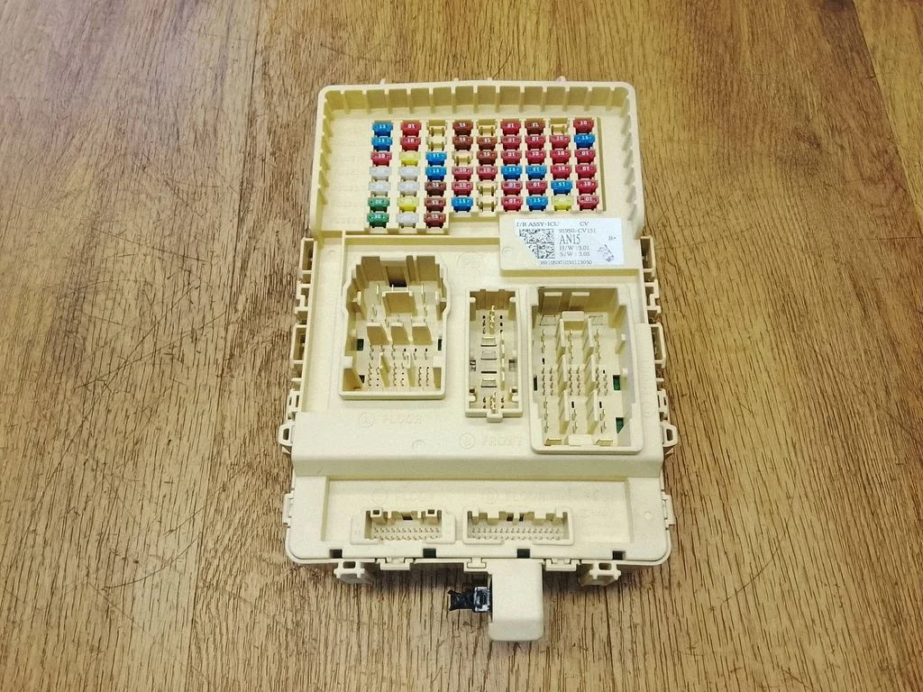Fuse module – KIA EV6 (2021-)