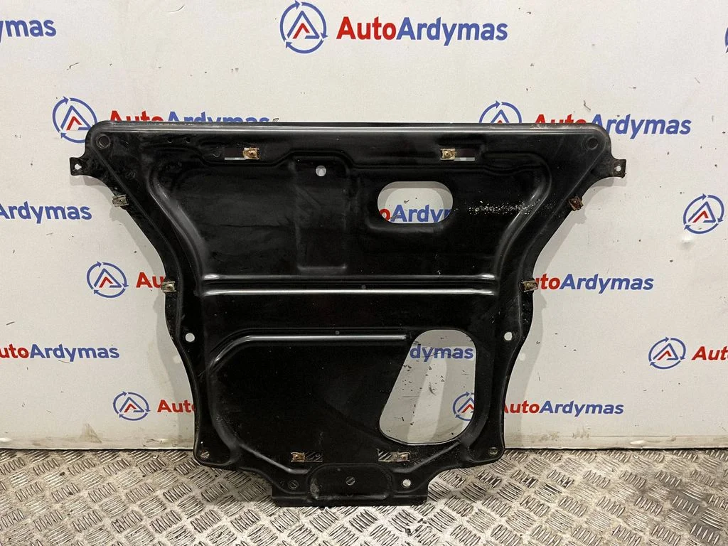 Engine splash shield/under tray 6863798