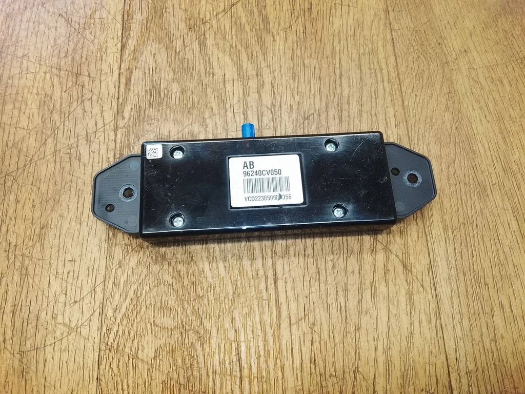 Aerial antenna amplifier – KIA EV6 (2021-)