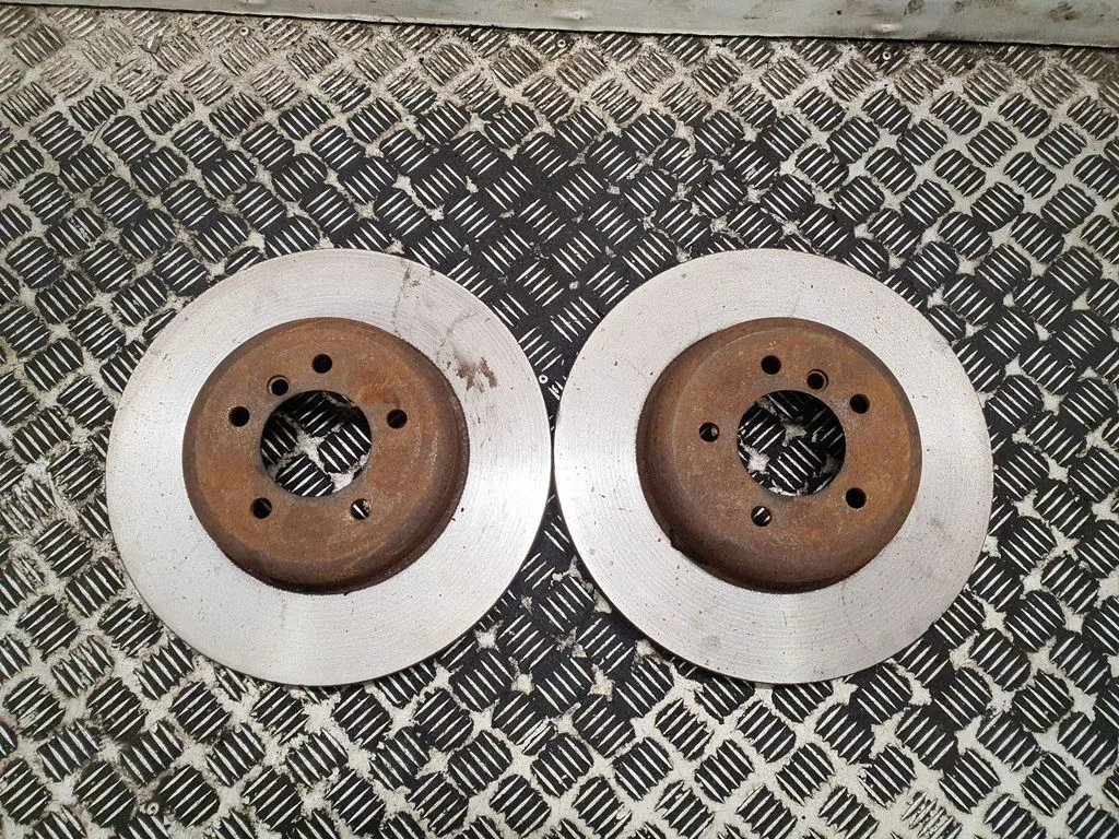 Front brake disc 6763824