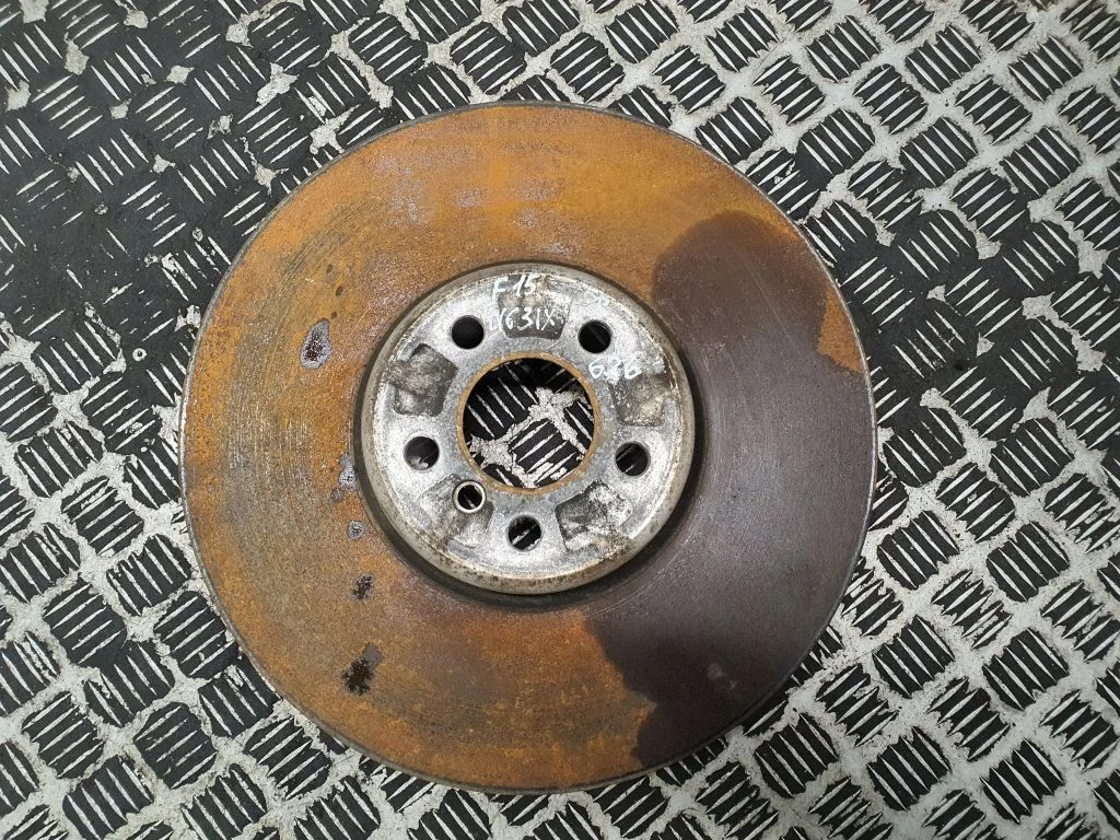 Front brake disc 6860927