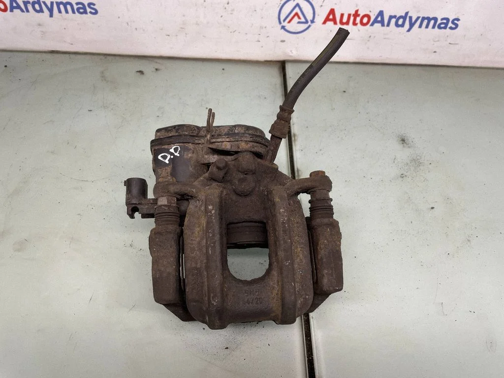 Rear brake caliper 6793042