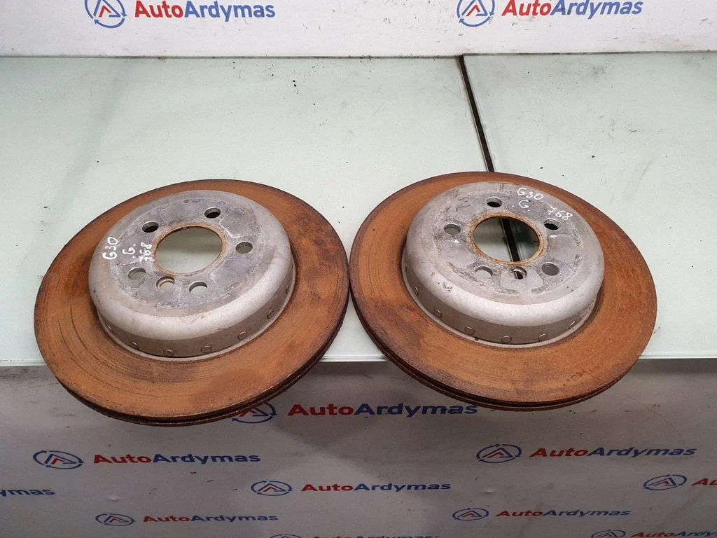 Rear brake disc 6882246
