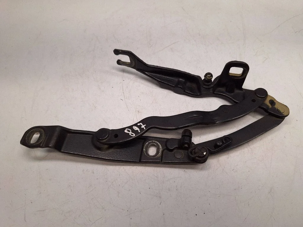 Tailgate/trunk/boot hinge 7016179 – BMW Z4 E85 E86 (2002-2008)