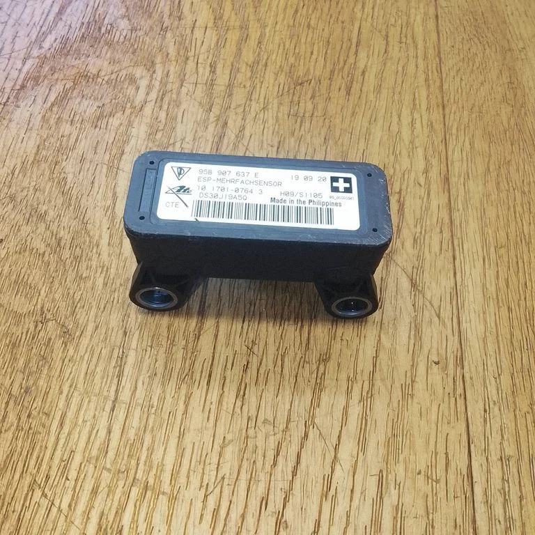 ESP acceleration yaw rate sensor 95B907637E
