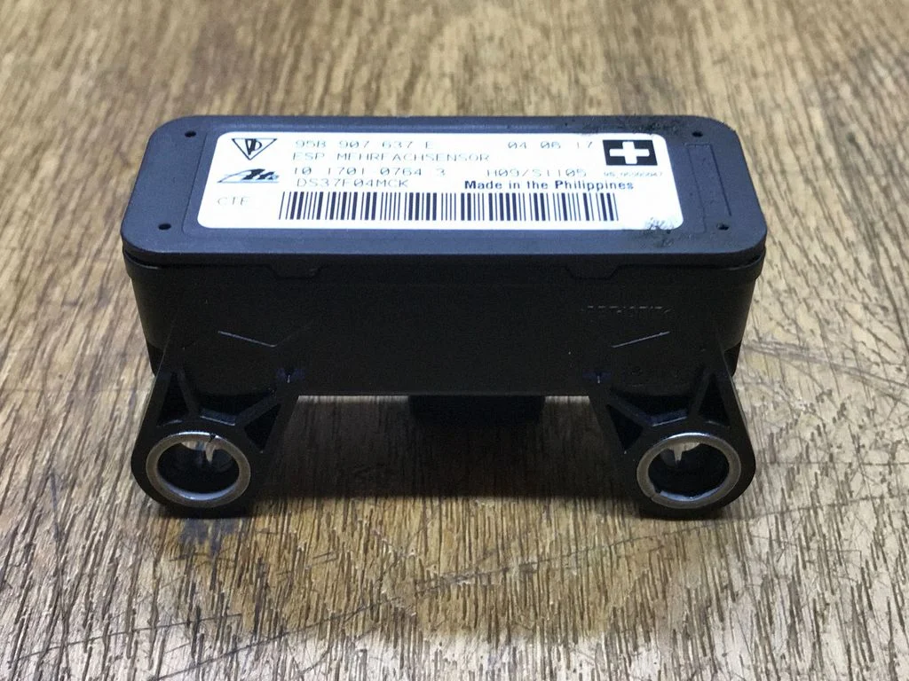 ESP acceleration yaw rate sensor – Porsche Macan (95B) (2014-2018)