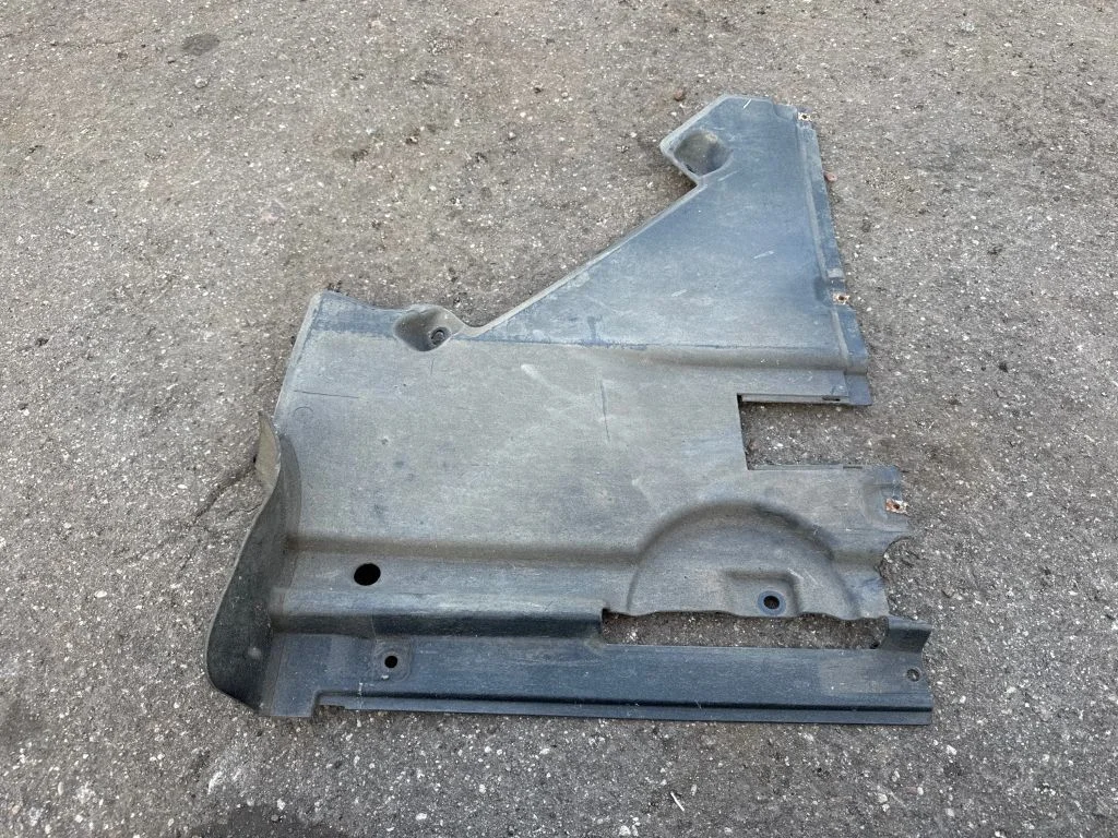 Rear underbody cover/under tray 80A825215H