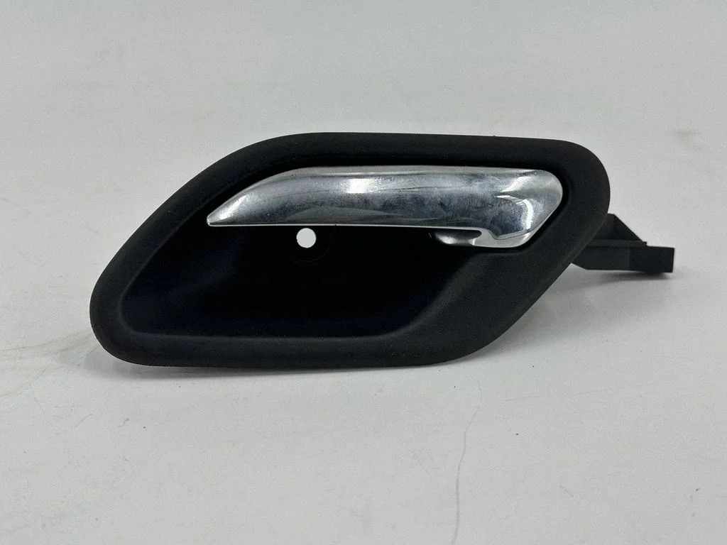 Front door interior handle – BMW 5 Series E39 (1996-2003)