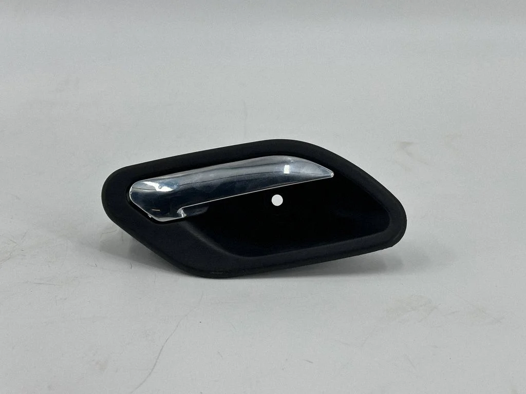 Front door interior handle – BMW 5 Series E39 (1996-2003)