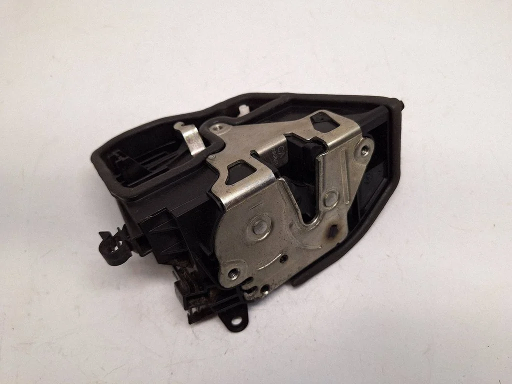 Esiukse lukk – BMW X5 E70 (2006-2013)