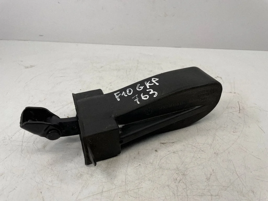 Rear door check strap stopper – BMW 5 Series F10 F11 (2009-2016)