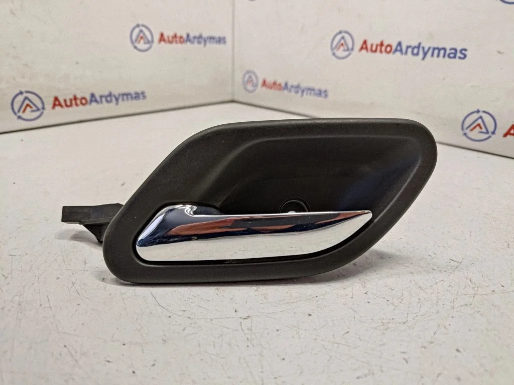 Rear door interior handle – BMW 5 Series E39 (1996-2003)