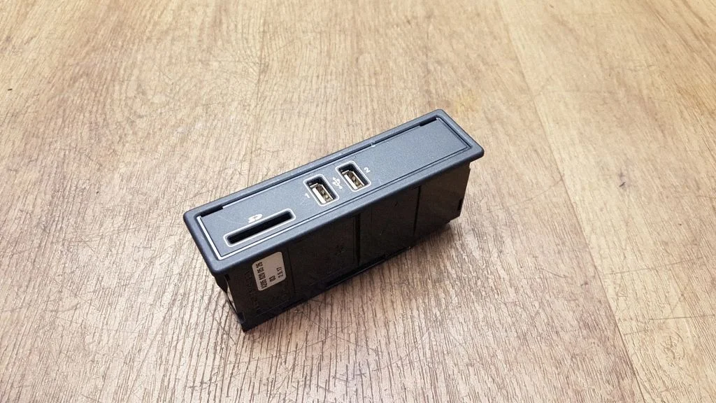 USB jungtis