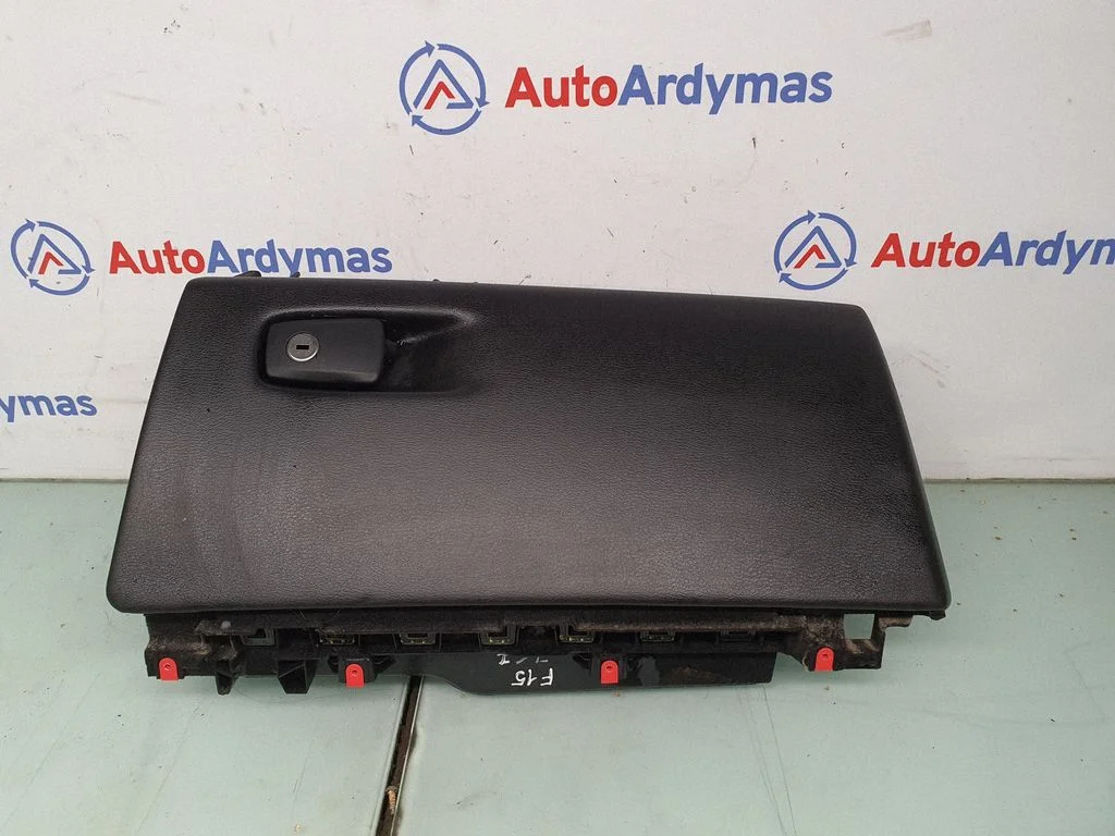 Glove box – BMW X5 F15 (2013-2017)