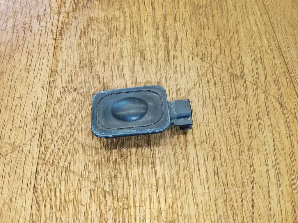 Tailgate opening switch 1L2T14K147AA