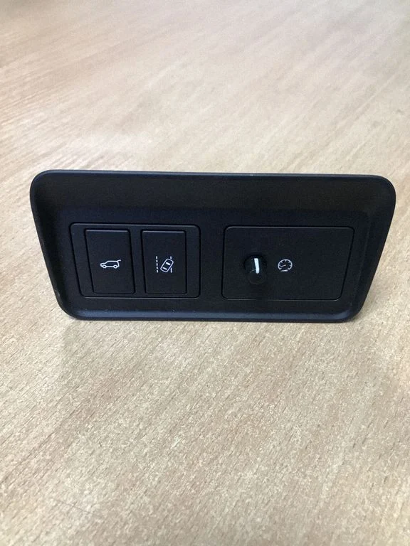 Tailgate opening switch GK7211654DB