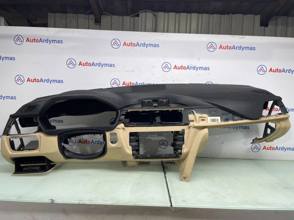Dashboard 9247995