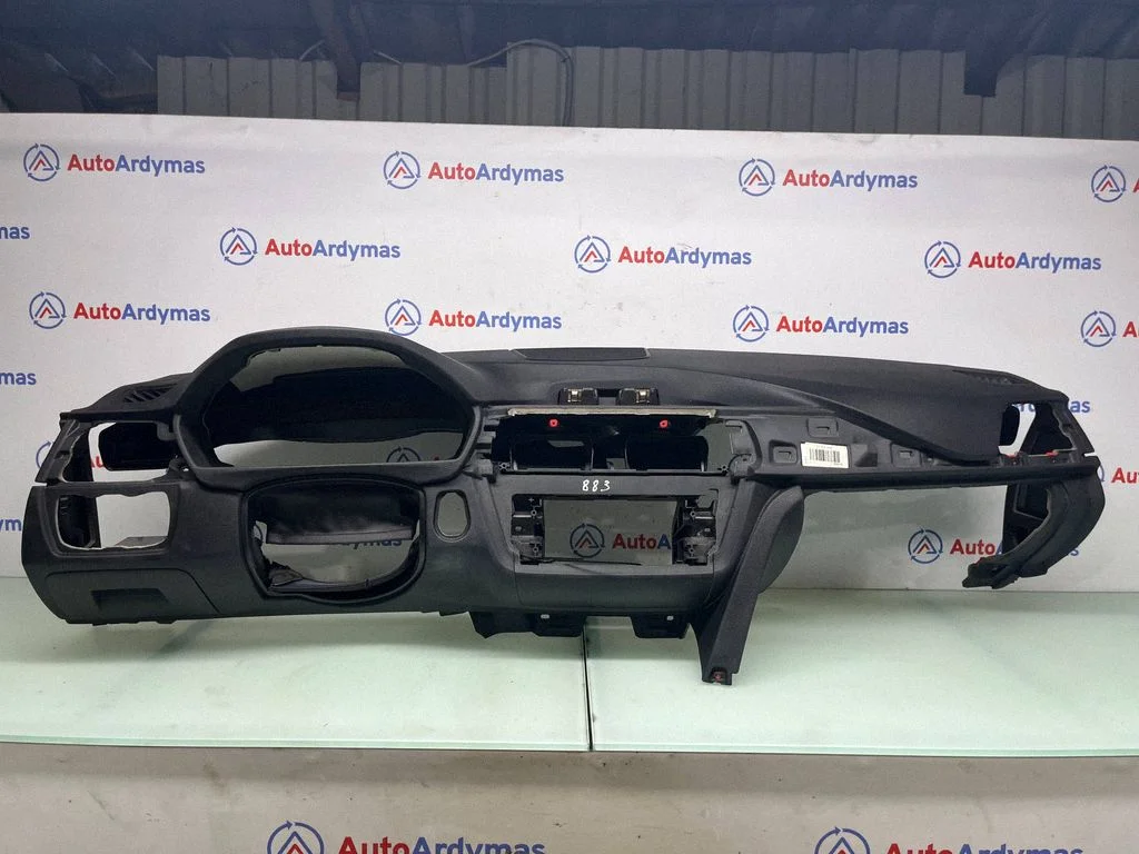 Armatuurlaud – BMW 3-seeria F30 F35 F31 (2012-2018)