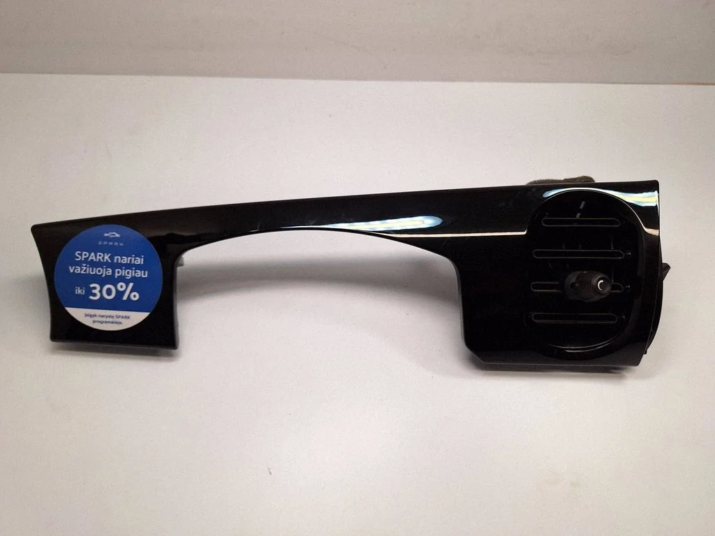 Dashboard side air vent grill/cover trim 9891227
